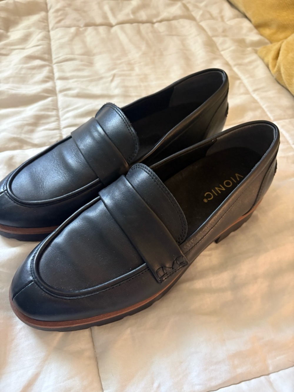 Vionic Black Leather Classic Penny Loafers with Brown Trim